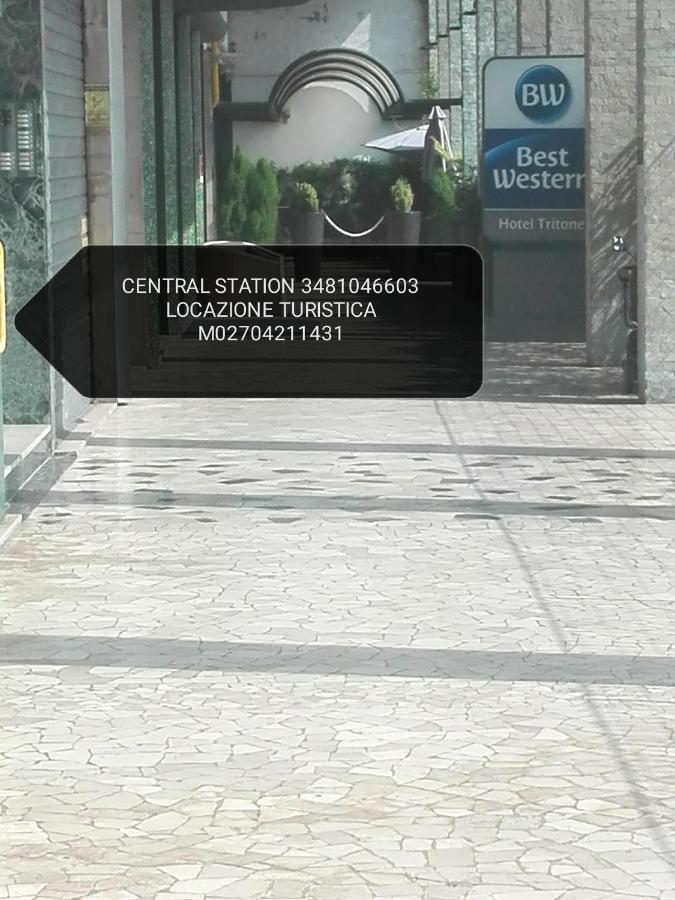 מסטרה Central Station Rooms מראה חיצוני תמונה