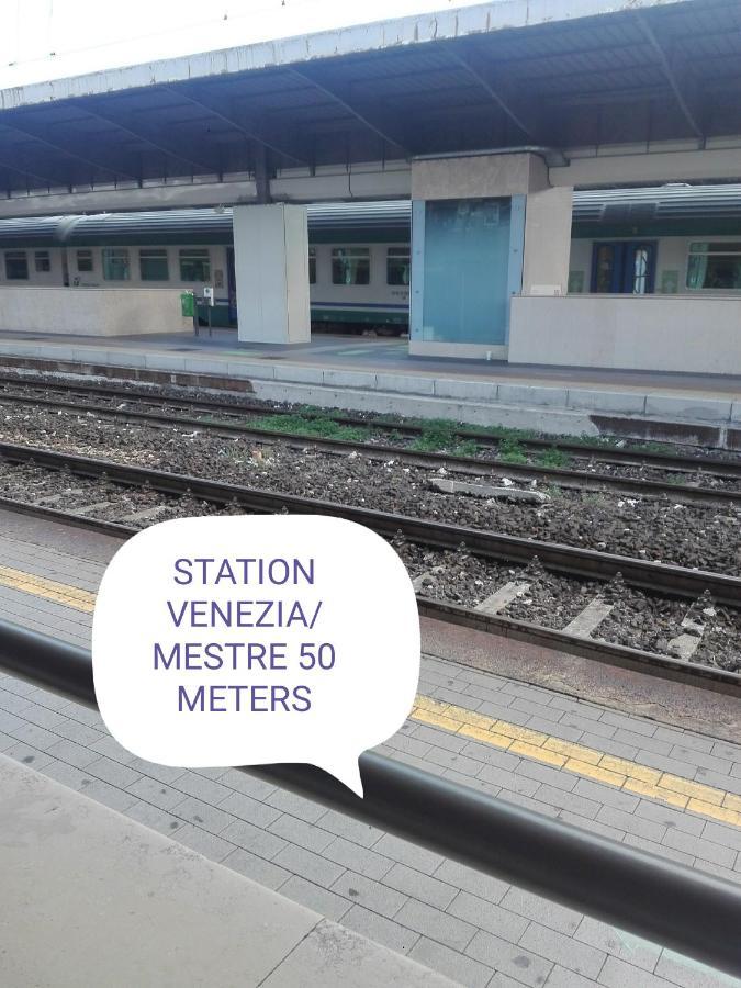 מסטרה Central Station Rooms מראה חיצוני תמונה