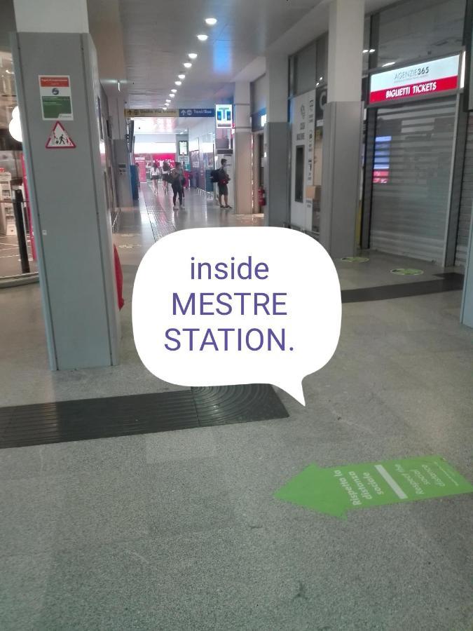 מסטרה Central Station Rooms מראה חיצוני תמונה