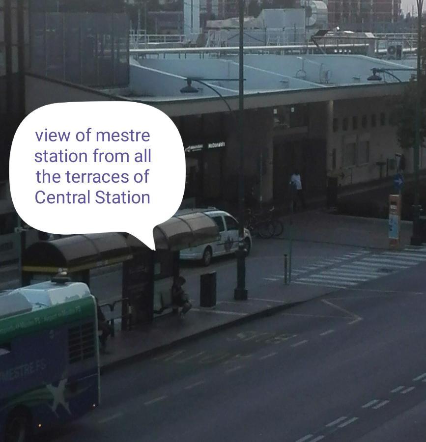מסטרה Central Station Rooms מראה חיצוני תמונה