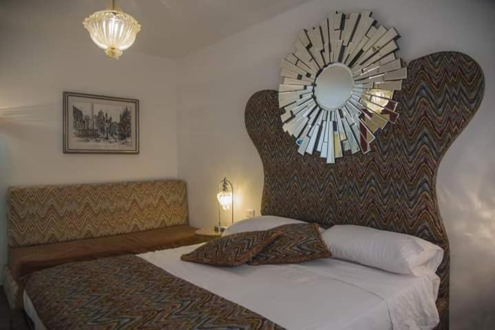 מסטרה Central Station Rooms מראה חיצוני תמונה